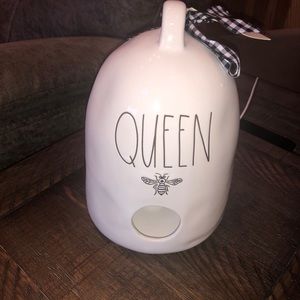 Rae Dunn queen bee hive birdhouse